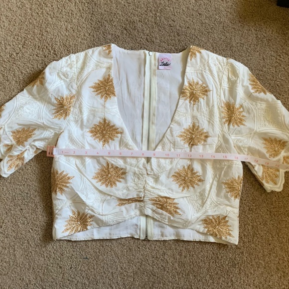 Selfie Leslie White Lace and Gold Glitter Embroidered Crop Top - Picture 6 of 9